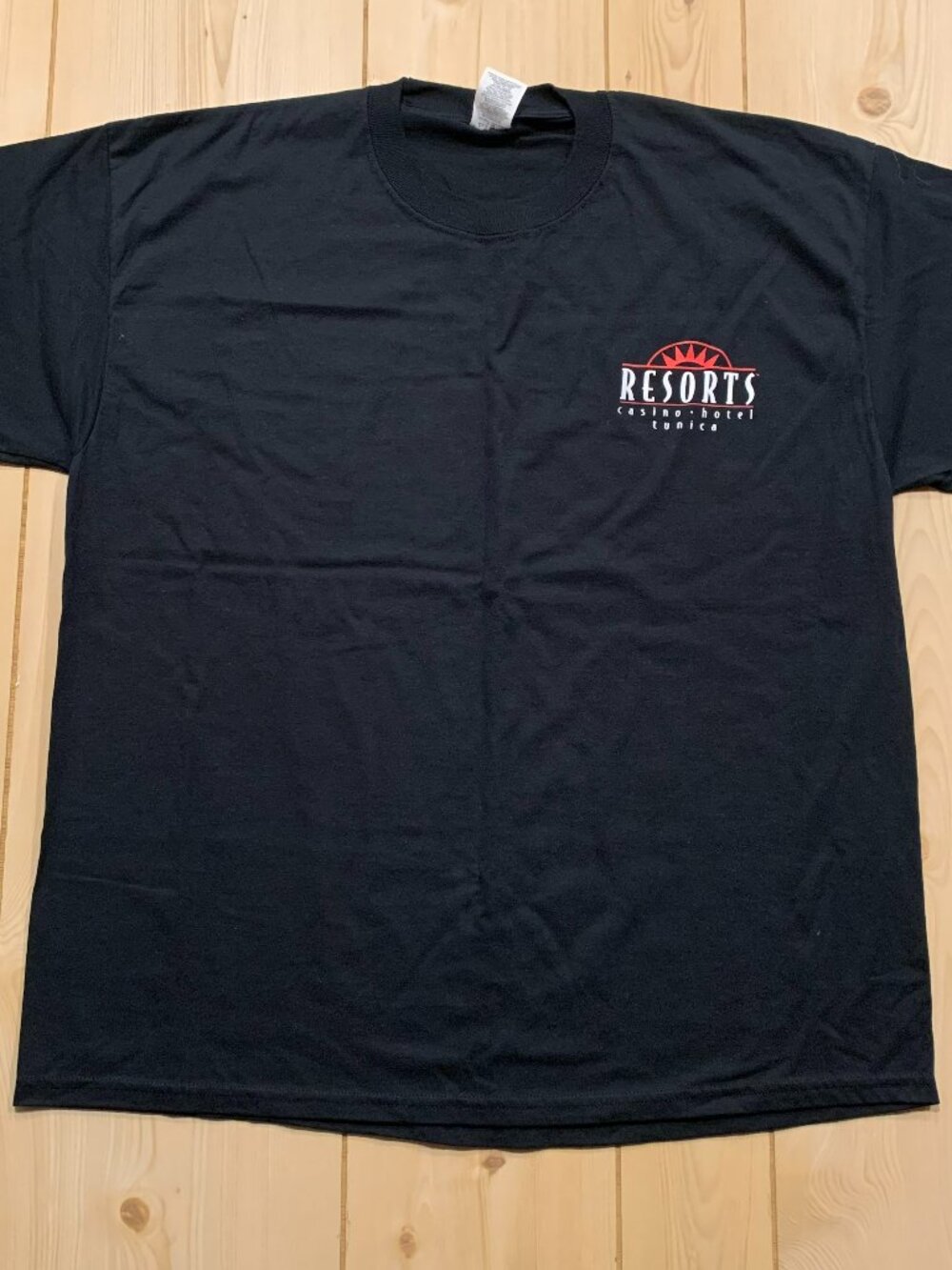 Vintage Y2K Resorts Casino Hotel Tunica Mississippi Souvenir Tourist T-Shirt XL